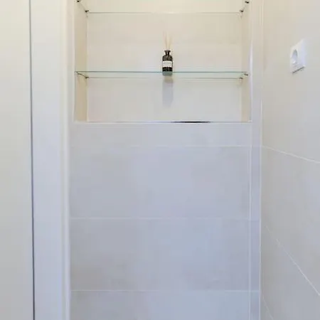 Modern Close To Metaxourgeio Apartment